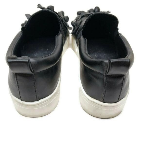 Womens Black Floral Slip-On Sneakers Size 9.5 Leather Upper With Rubber Sole - Picture 6 of 7